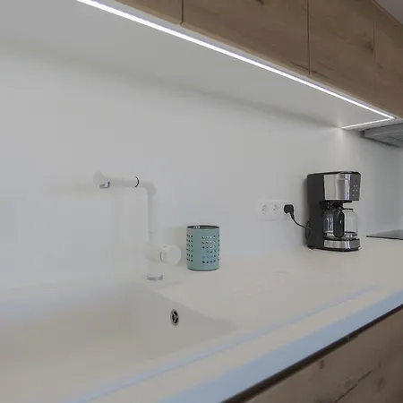 Admiral Luxury Iii By Bltn * Siófok