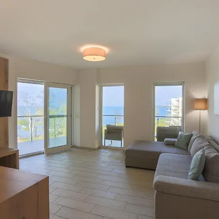 Admiral Luxury Iii By Bltn Apartman