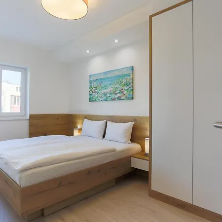 Admiral Luxury Iii By Bltn Apartman *