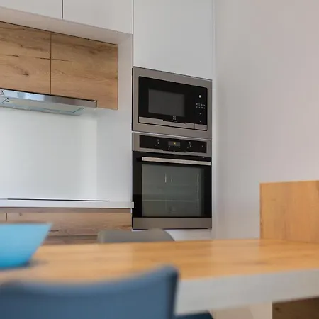 Admiral Luxury Iii By Bltn Apartman