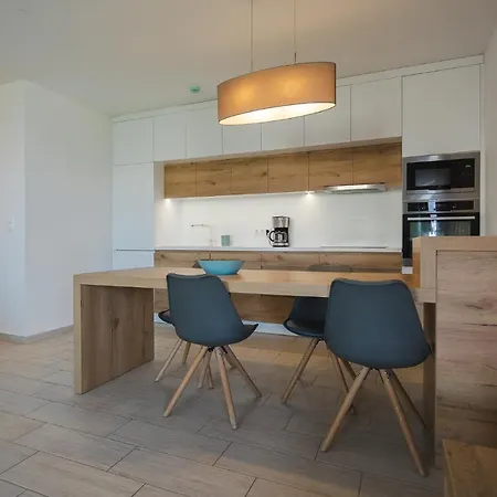 Admiral Luxury Iii By Bltn Apartman